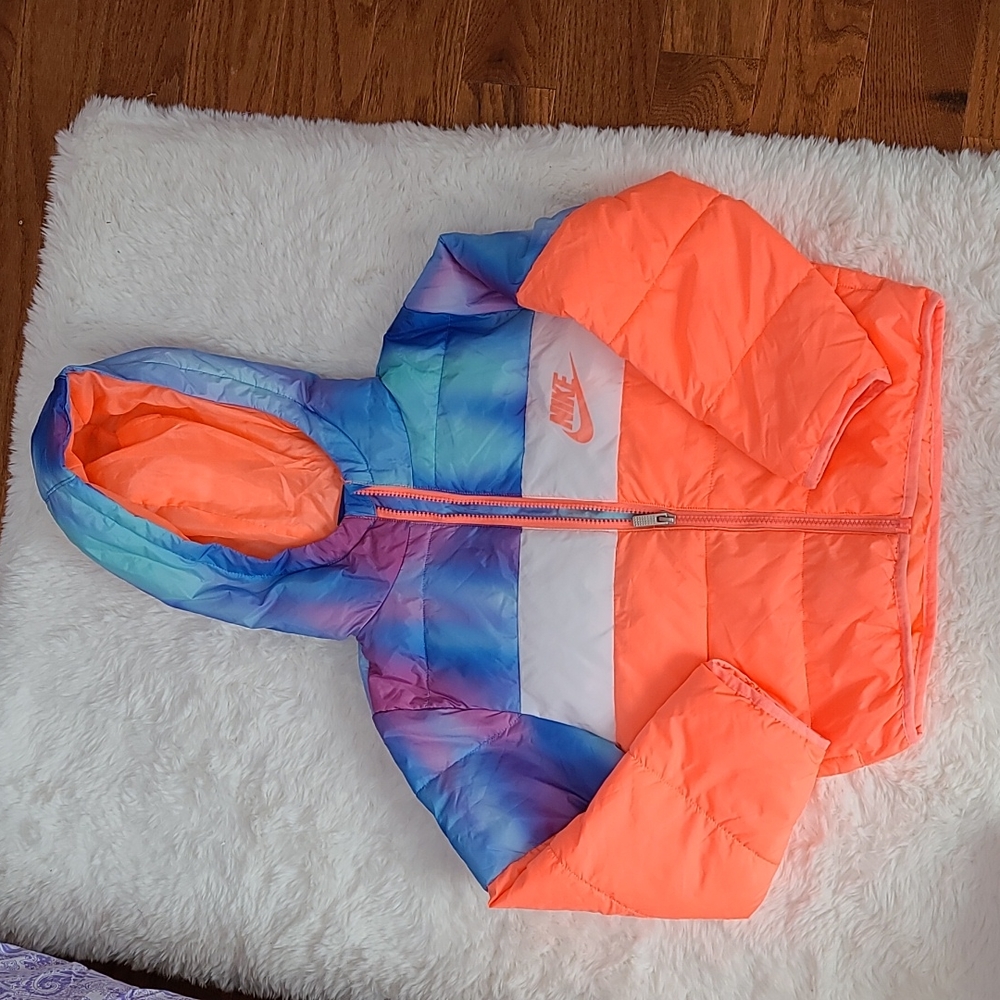 Nike Kids Multi-colored Winter Jacket(6XL)